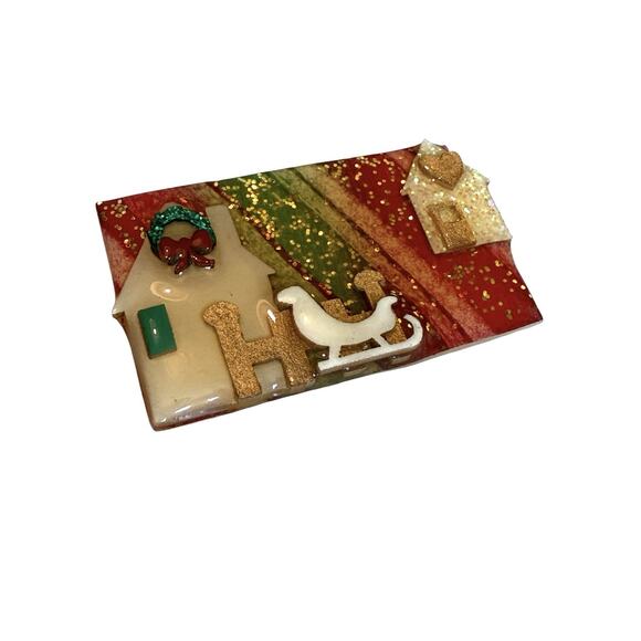 House Pins by Lucinda Christmas Pin Wreath, Heart, Sleigh, Two Houses Rectangle - Picture 2 of 7